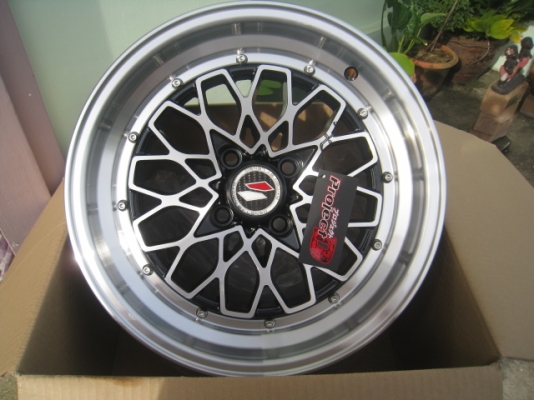 ขายล้อแม็กใหม่ lenso raiden KZA 15"x8" 4รู100 et+25 (081-3747940)