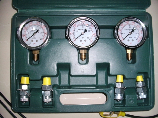 เกจวัดแรงดันไฮโดลิคพร้อมอุปกรณ์ตามรูปยกชุดขาย5500บาท เกจวัดแรงดันไฮโดลิคพร้อมอุปกรณ์ตามรูปยกชุดขาย5500บาท