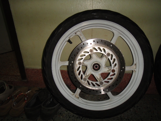 ขายล้อแม็ค cbr 150 พร้อมวิ่ง