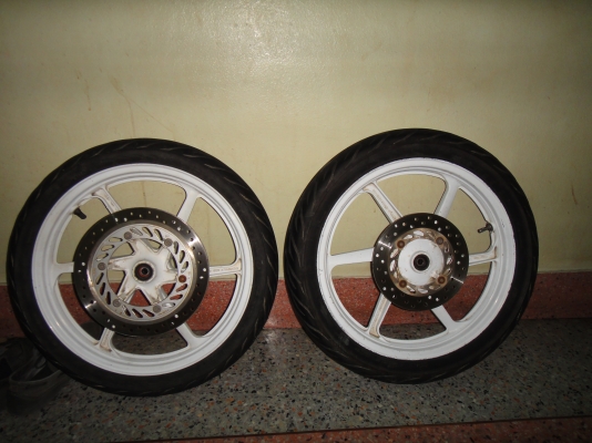 ขายล้อแม็ค cbr 150 พร้อมวิ่ง