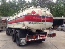 รถบรรทุกน้ำมัน