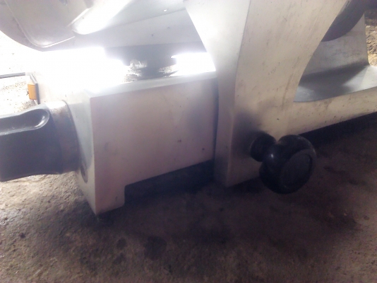 เครื่องสไลด์เนื้อให้มีความหนาบางตามที่กำหนดเนื้อที่สไลด์ออกสวย(VDOให้ดู)