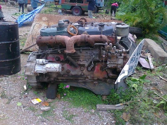 ขายด่วน เครื่องยนต์สิบล้อ HINO EK100 ตามสภาพ เครื่องหลวมต้องฟิตใหม่.