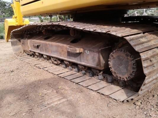 รถแบคโค komutsu  pc200-8 ทำงาน 9,192 ชั่วโมง