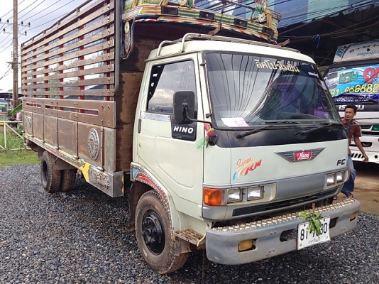 6ล้อ HINO ซูเปอร์เสี่ย FC2WHKA ยาว5.5เมตร รถห้าง 6ล้อ HINO ซูเปอร์เสี่ย FC2WHKA ยาว5.5เมตร รถห้าง