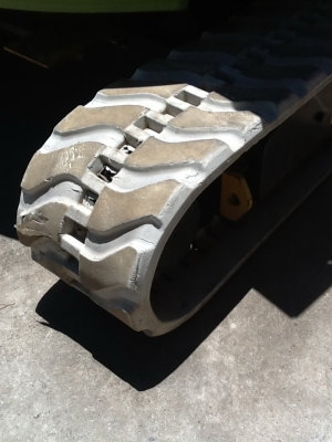 ขายรถกระเช้า  HITACHI  HX99B สภาพดีค่ะ ไม่เก่าเลย สนใจติดต่อเจี๊ยบเลยค่ะ 087-3310254 ค่ะ