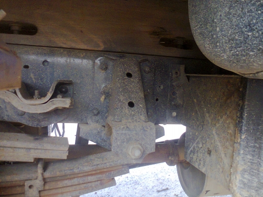 ขาย NPR 120 ฝาขาว ปี 39 ยาว 4.3  เฟืองF  เครื่องดี แชชซีสวย มีแอร์พร้อมครับ