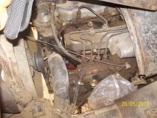 ขาย6ล้อกลางฮีโน่KM505เครื่อง4สูบ 117แรงม้า หางปลาทะเบียนเอกสารพร้อมโอน