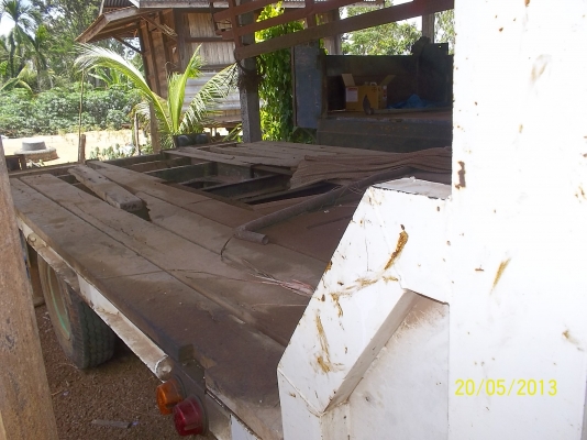 ขาย6ล้อกลางฮีโน่KM505เครื่อง4สูบ 117แรงม้า หางปลาทะเบียนเอกสารพร้อมโอน