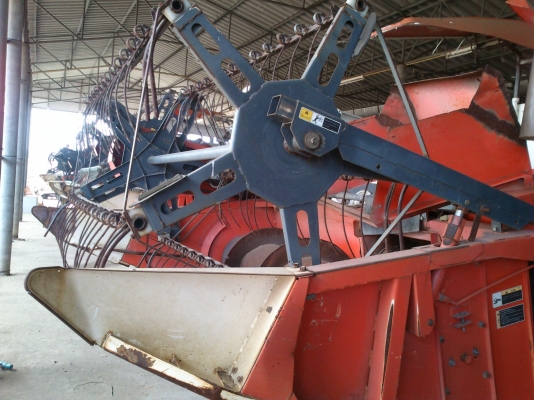 รถเกี่ยว DC-68G