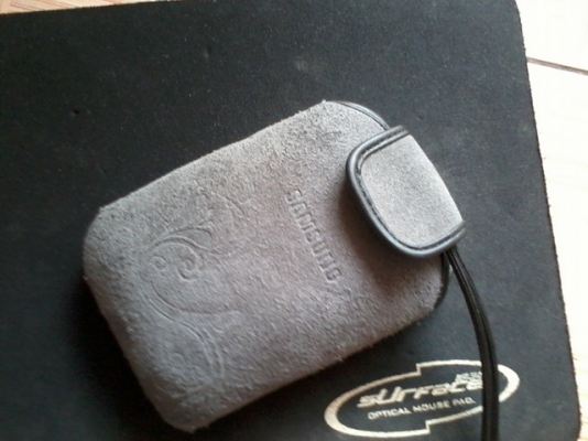 ขายกล้องตัวเล็กของซัมซุงครับ