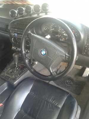 ขายด่วน 318i