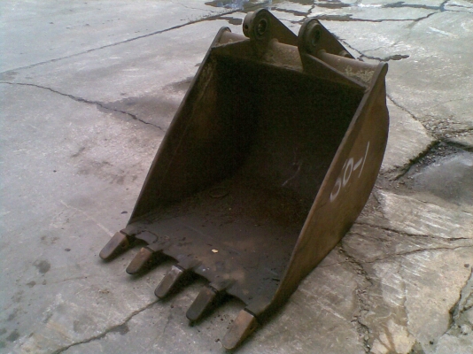 ต้องการขายบุ้งกี๋ pc60-1นำเข้าจากญี่ปุ่น