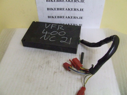 หากล่อง CDI VFR400 NC21 ด่วนๆๆๆๆๆ