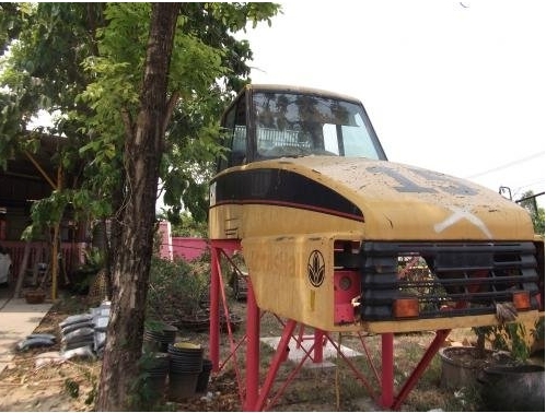 หัวรถCATหน้ายาว 735 หัวเก๋งเหล็ก ฝากระโปรงไฟเบอร์