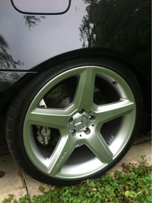 ล้อAmgแท้ขอบ19"ครับ