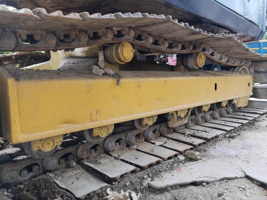 ปิดการขาย!!Komatsu pc200-3 ช่วงล่างเต็ม บูมอาร์มสวย มีลายหัวเจาะ ไม่จุกจิกเรื่องไฟฟ้า พร้อมใช้งาน รา