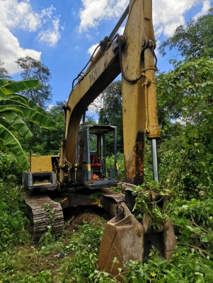 ปิดการขาย!!komatsu pc100-3 ใช้งานได้ แต่โซ่บาง ราคาไม่แพง