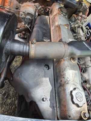 +++ ขายโฟล์คลิฟท์ TOYOTA FD35  ขนาด 3.5 ตัน เครื่องยนต์ดีเซล  เสา 3 เมตร  เกียร์ธรรมดา  งา 1,220  มม.  ยางตันครับ