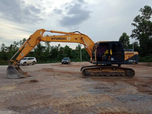 ขาย รถแบคโฮ HYUNDAI 220 -9