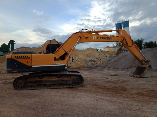 ขาย รถแบคโฮ HYUNDAI 220 -9