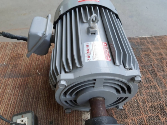 มอเตอร์ MITSUBISHI 5 HP /3.7 kw  ไฟ 220
