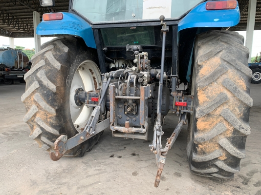 ขายรถไถ New Holland 6640 เก่านอกแท้ 90 แรงม้า 4 สูบ เกียร์ 16x16 รถสวยพร้อมใช้งานครับ