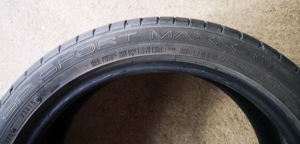ขายยาง 215/45 r18 Dunlop (Japan) ปี15 4เส้น 2,000.- ขายยาง 215/45 r18 Dunlop (Japan) ปี15 4เส้น 2,000.-