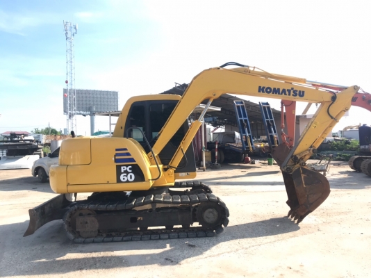 KOMATSU PC60-7 นำเข้าจากญี่ปุ่น รถปี2000 ใช้งานเพียง6พันกว่าชม.