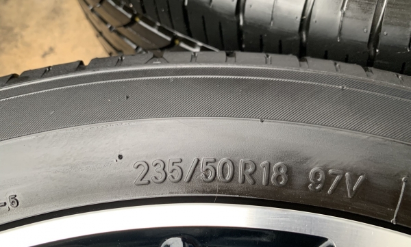ล้อแม็กป้ายแดง Toyota Vellfire Alphard รุ่นใหม่ ขอบ 18 พร้อมยางป้ายแดง 235-50-18 TOYO ปี 19 (Made in JAPAN) สวยกริ๊บ ล้อแม็กป้ายแดง Toyota Vellfire Alphard รุ่นใหม่ ขอบ 18 พร้อมยางป้ายแดง 235-50-18 TOYO ปี 19 (Made in JAPAN) สวยกริ๊บ