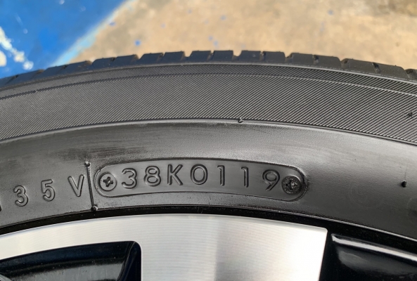 ล้อแม็กป้ายแดง Toyota Vellfire Alphard รุ่นใหม่ ขอบ 18 พร้อมยางป้ายแดง 235-50-18 TOYO ปี 19 (Made in JAPAN) สวยกริ๊บ ล้อแม็กป้ายแดง Toyota Vellfire Alphard รุ่นใหม่ ขอบ 18 พร้อมยางป้ายแดง 235-50-18 TOYO ปี 19 (Made in JAPAN) สวยกริ๊บ