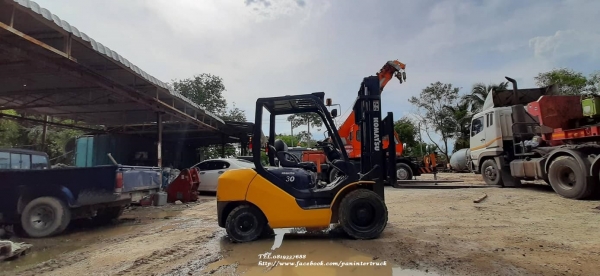SALE !!ลดกระหน่ำ FROM JAPAN FORKLIFT KOMATSU FD30T-17  รถยกรุ่นใหม่ ปี2011 ขนาด 3 ตัน / เสาสูง 3 เมตร /เกียร์ออโต้