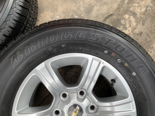ล้อแม็กป้ายแดง Chevrolet Colorado ตัวสูง ขอบ 16 พร้อมยางป้ายแดง 245-70-16 Bridgestone ปี 19 สวยกริ๊บ