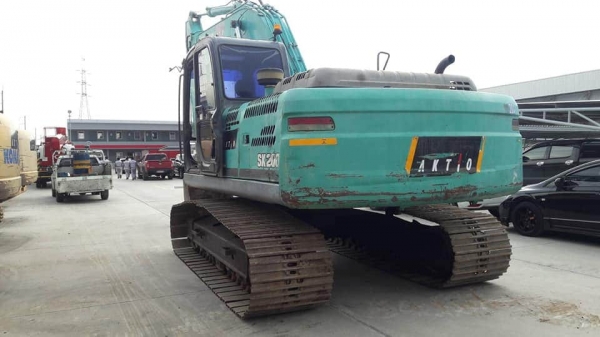 ขาย KOBELCO SK200-8super X YN12. เก่านอก  เดิมๆๆ  เครื่องปั๊มแห้ง..สภาพสวย  โทร 089-3818694 จ๊อย