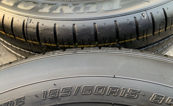 ยางใหม่ป้ายแดง 185-60-15 Dunlop ปี 20 สวยกริ๊บๆ