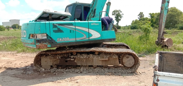 ขายรถรถแบคโฮ kobelco sk200-3 บูมยาว ขายรถรถแบคโฮ kobelco sk200-3 บูมยาว