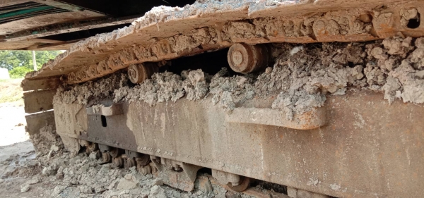 ขายรถรถแบคโฮ kobelco sk200-3 บูมยาว ขายรถรถแบคโฮ kobelco sk200-3 บูมยาว