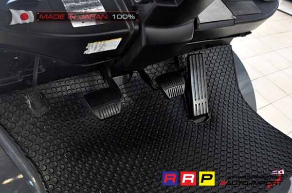 ขายรถโฟล์คลิฟท์มือสอง TOYOTA รุ่น 8FD25-30761 นำเข้าจากประเทศญี่ปุ่น 100\% ไม่เคยใช้งานในไทย