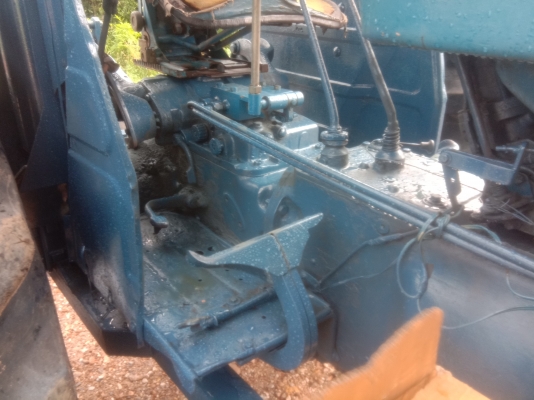 ขาย FORD77.T3สัญญาซื้อขายคัฟรถขายได้สองหางนะคัฟ รถเครื่องดีปั้มดีเลยพร้อมใช้งานสนใจ081-0118032ต้นบ้านไร่โทรมาสอบถามกันได้ส่งฟรีคัฟ ขาย FORD77.T3สัญญาซื้อขายคัฟรถขายได้สองหางนะคัฟ รถเครื่องดีปั้มดีเลยพร้อมใช้งานสนใจ081-0118032ต้นบ้านไร่โทรมาสอบถามกันได้ส่งฟรีคัฟ