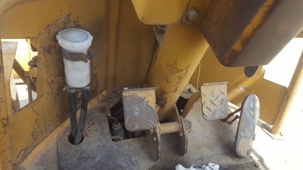 รถตักล้อยาง TCM ST010 เครื่อง 4 สูบ ตักได้ 1 คิว พร้อมใช้งาน