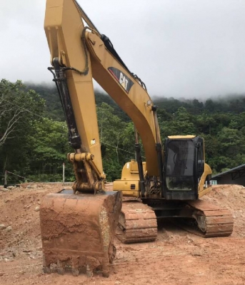 ขายรถแบคโฮ CAT320C ขายรถแบคโฮ CAT320C