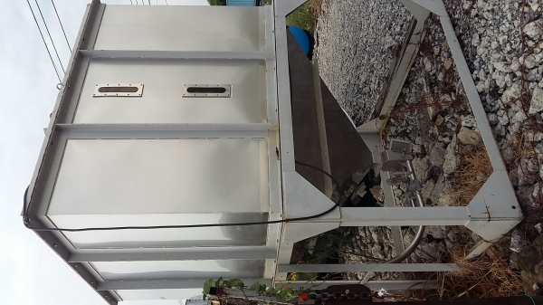 ถังฮอปเปอร์หรือไซโล 4000 ลิตร มือสอง สภาพใหม่เก่าเก็บ สวย สนใจทักมาได้คะ0917926651คะ