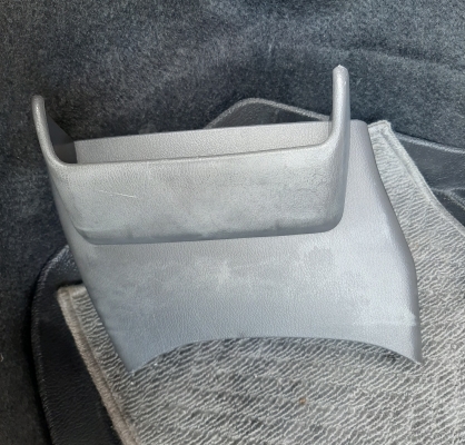 ช่องใส่ของใต้คอนโซล ไมตี้เอ๊กซ์ , SURF 130