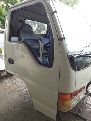 ขายหัวรถNPR สวย อุปกรณ์ครบ ราคา 65000 บาท สนใจติดต่อคุณเอ 087-049-9962 ขายหัวรถNPR สวย อุปกรณ์ครบ ราคา 65000 บาท สนใจติดต่อคุณเอ 087-049-9962