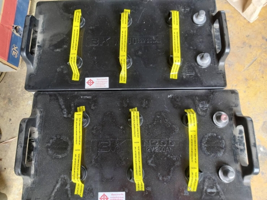 ขายแบตเตอรื่200แอม ของใหม่ครับเก่าเก็บกล่องกระดาษโดนน้ำเฉยๆครับ เน้นว่าของใหม่ครับ ขายลูกล่ะ 4200 บาท ไม่ต้องเทิร์นแบตเก่าครับ ขายแบตเตอรื่200แอม ของใหม่ครับเก่าเก็บกล่องกระดาษโดนน้ำเฉยๆครับ เน้นว่าของใหม่ครับ ขายลูกล่ะ 4200 บาท ไม่ต้องเทิร์นแบตเก่าครับ