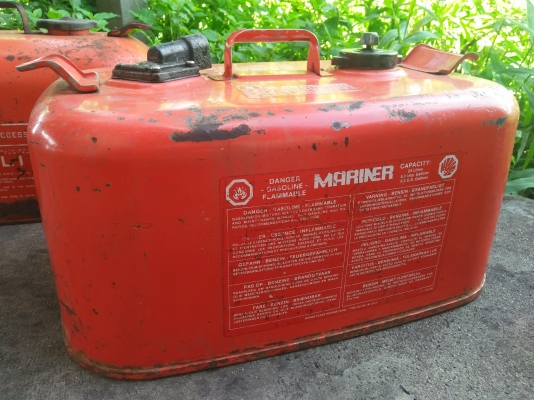 ถังน้ำมันเรือ ถังน้ำมันสำรอง made in usa ถังน้ำมันเรือ ถังน้ำมันสำรอง made in usa