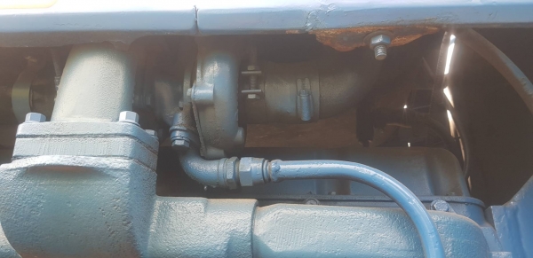 ขายรถไถFORD8210สภาพพร้อมใช้ 2 เพลา ขายรถไถFORD8210สภาพพร้อมใช้ 2 เพลา