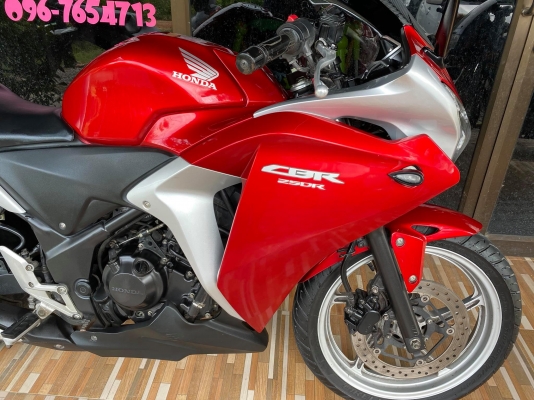 ขาย CBR250R ปี2011 สภาพสวยๆ พร้อมใช้ ทะเบียนเต็ม พร้อมโอน