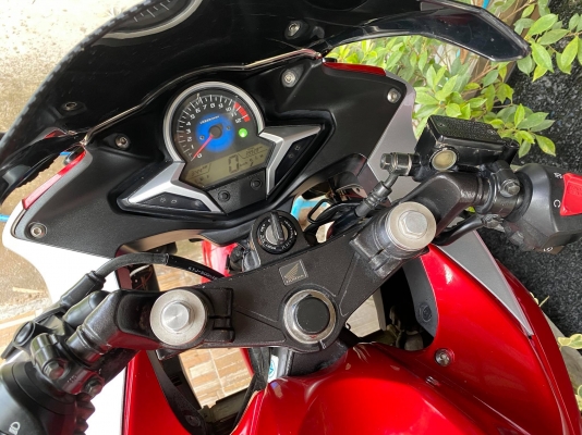ขาย CBR250R ปี2011 สภาพสวยๆ พร้อมใช้ ทะเบียนเต็ม พร้อมโอน