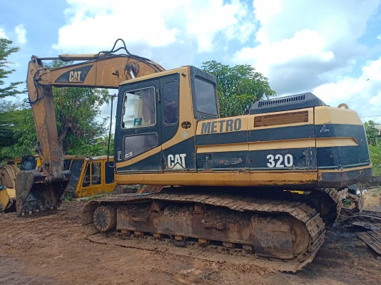 ขายCAT 320B เล่มทะเบียน ไฟฟ้าต้องเชค